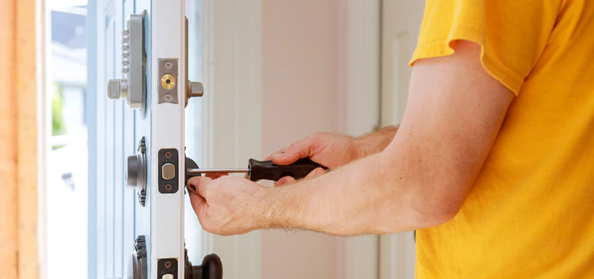Eviction Locksmith For Key Fob Replacement Services in Holtville, CA